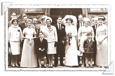 Margaret Harrison and Davidson Nairn Grant with all their children, 1966